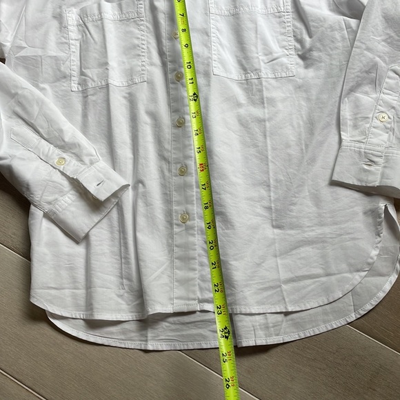 Crisp white button down shirt - Picture 4 of 9